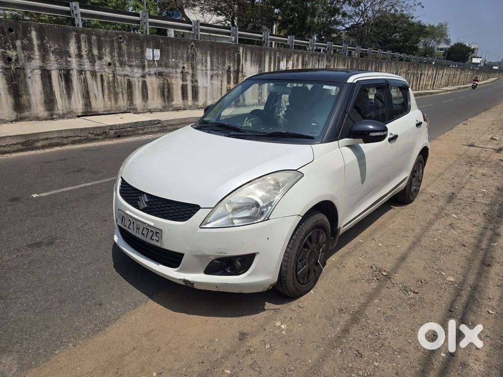 Maruti Suzuki Swift 2011-2014 Vxi, 2013, Petrol