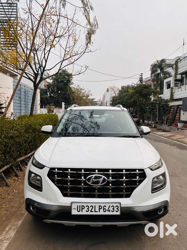 Hyundai Venue Petrol 2020