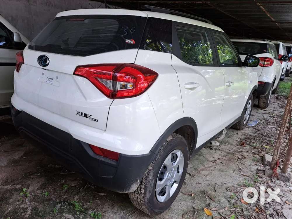 Mahindra Xuv300 W6 2022 Manual Petrol