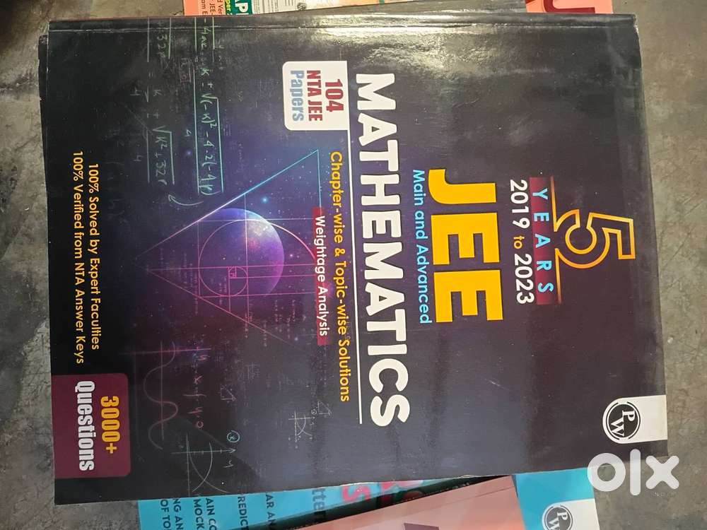 Jee mains and advanced 5 years pyqs book from 2019 to 2023