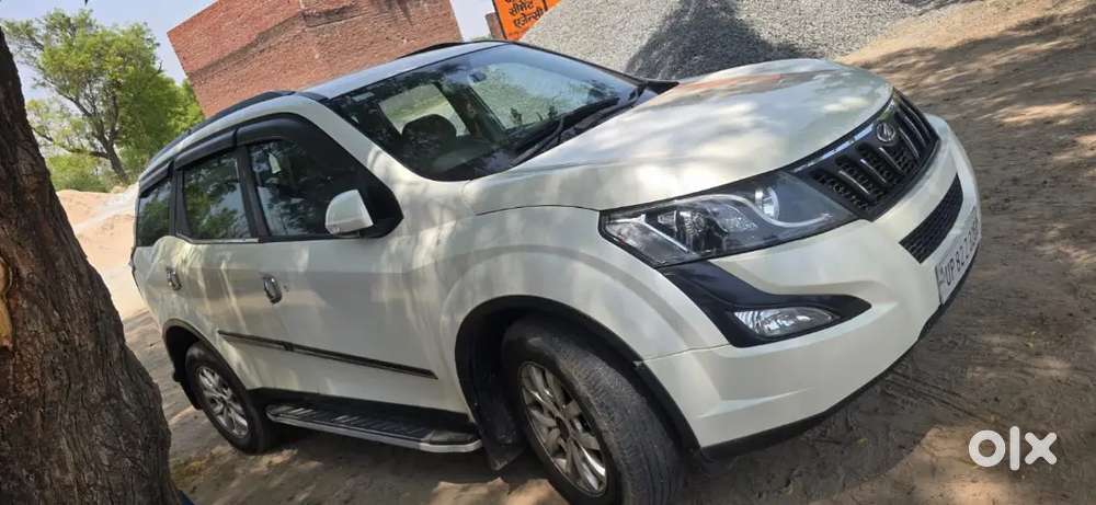 Mahindra Xuv500 2017 Diesel 130000 Km Driven