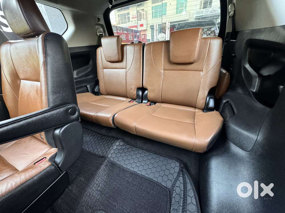Toyota Innova Crysta 2.8 Zx At 7 Seater, 2018, Diesel