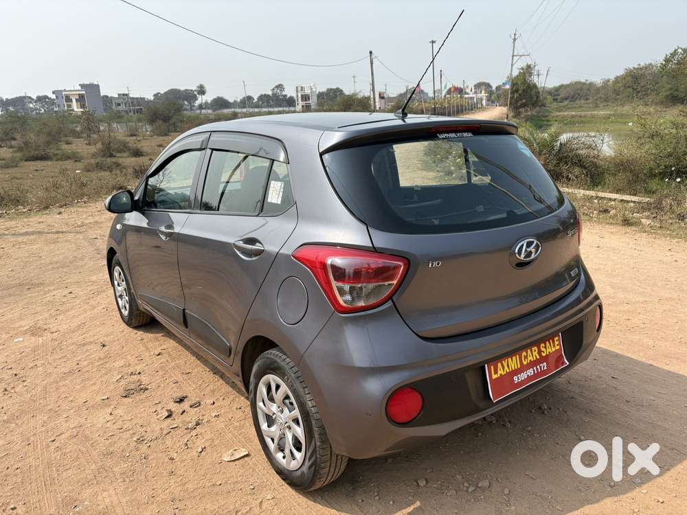 Hyundai Grand I10 Sportz, 2017, Cng & Hybrids