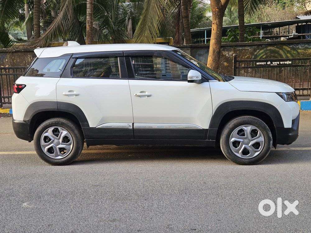 Maruti Suzuki Brezza 1.5 Vxi Smart Hybrid, 2023, Petrol