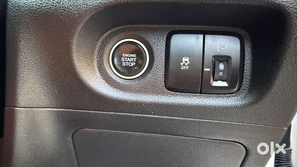 Hyundai Alcazar Platinum 7 Str 1.5 Diesel Adventure, 2022, Diesel