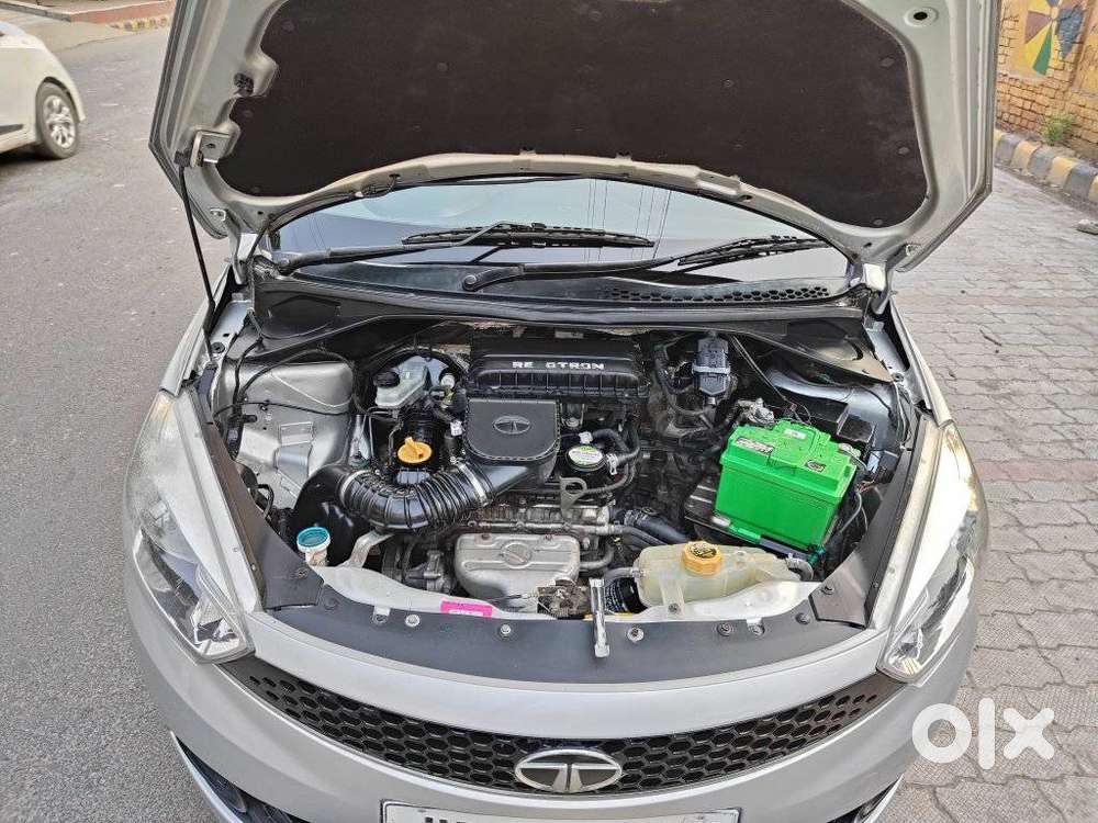 Tata Tiago 1.2 Revotron Xt (o), 2016, Petrol