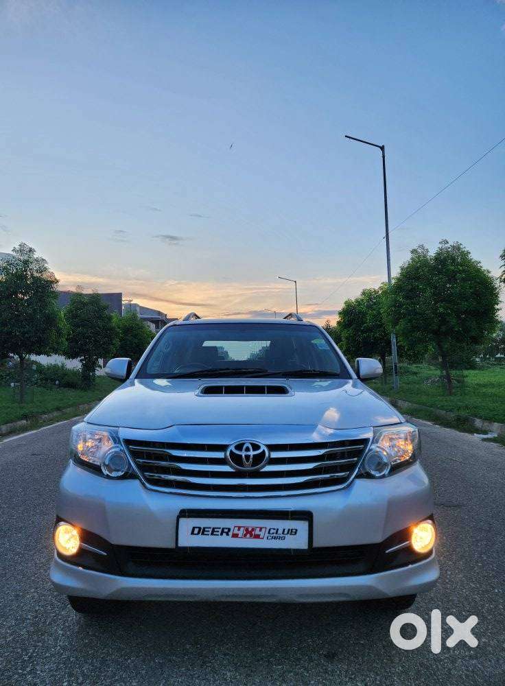 Toyota Fortuner 4x4 Mt, 2012, Diesel