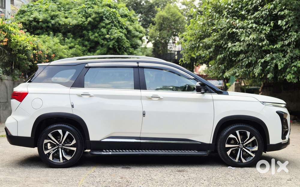 Mg Hector Plus Sharp Pro 1.5 Turbo Petrol Cvt 6 Str, 2023, Petrol