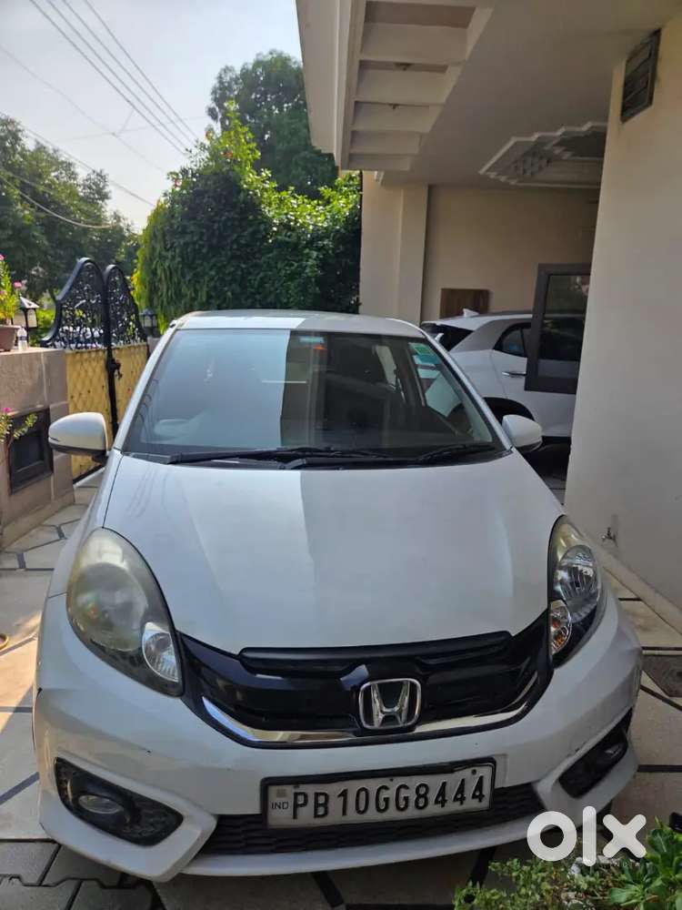 Honda Brio Vx Petrol 2017