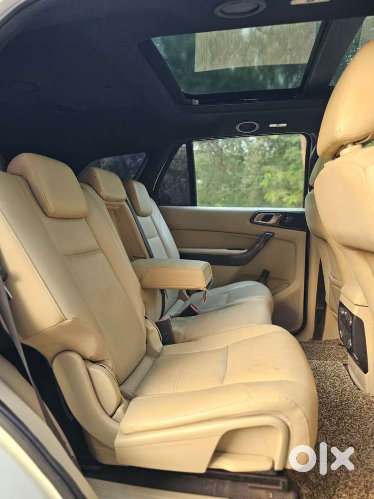 Ford Endeavour 3.2 Titanium 4x4 At, 2017, Diesel