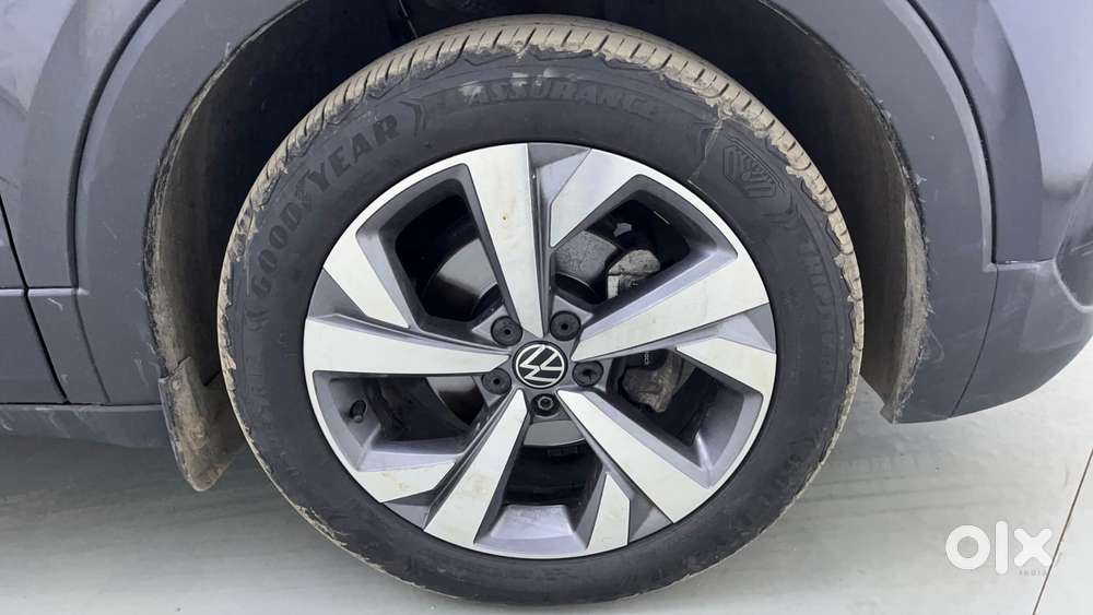 Volkswagen Taigun Topline 1.0 Tsi At (electric Seats), 2022, Petrol