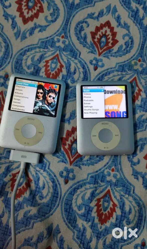 I am selling my apple ipod 3th generation 1 bilkul ok he or ek me