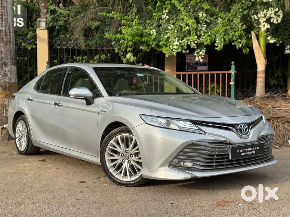 Toyota Camry 2.5 Hybrid, 2019, Petrol