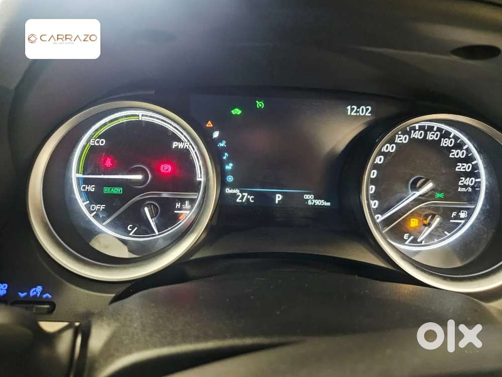 Toyota Camry Hybrid, 2022, Petrol