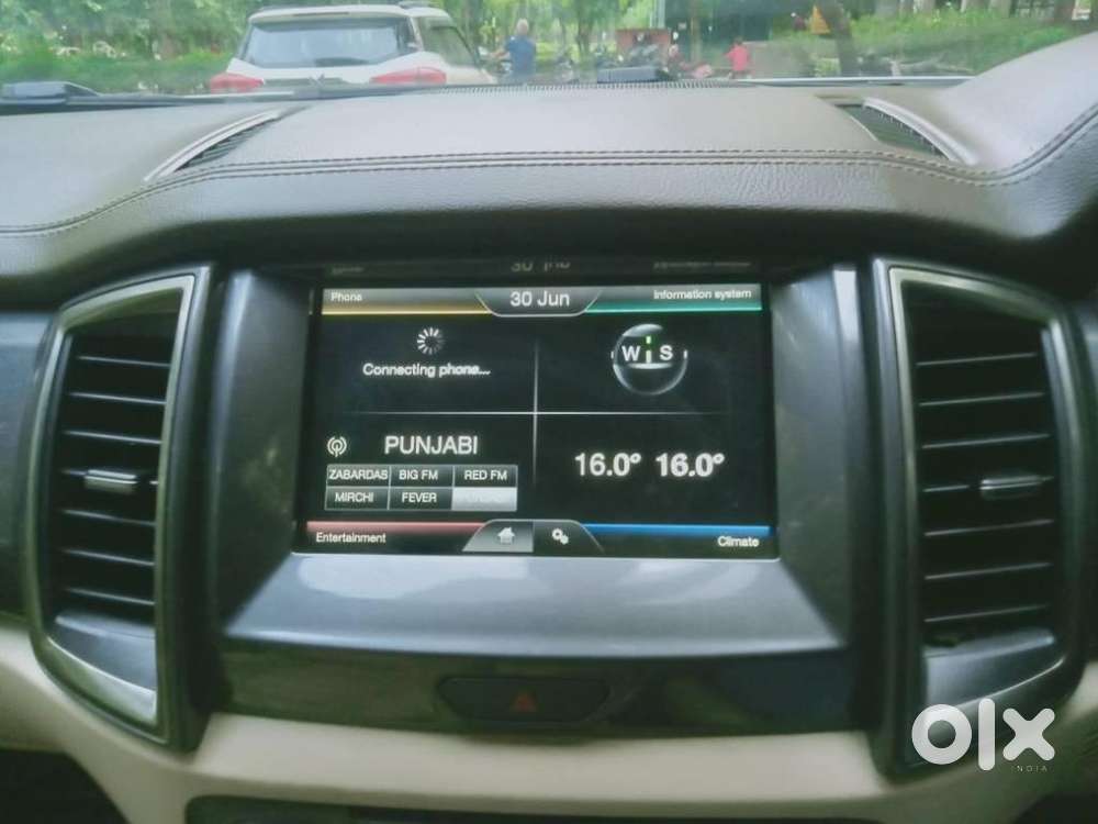 Ford Endeavour 3.2 Titanium At 4x4, 2016, Diesel