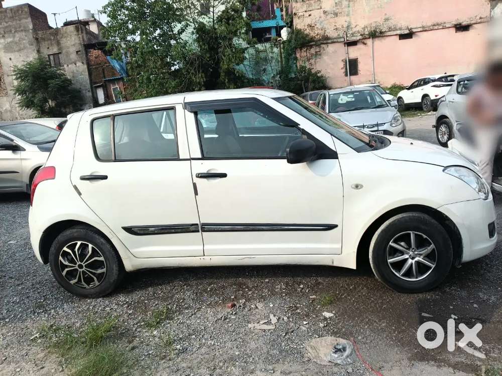 Maruti Suzuki Swift 2010 Year Lxi