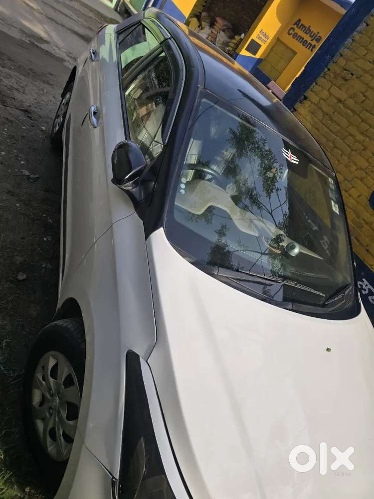 I20 For Sale In New Tyre Apollo, Excellent  Condition  Ac, Engine ,