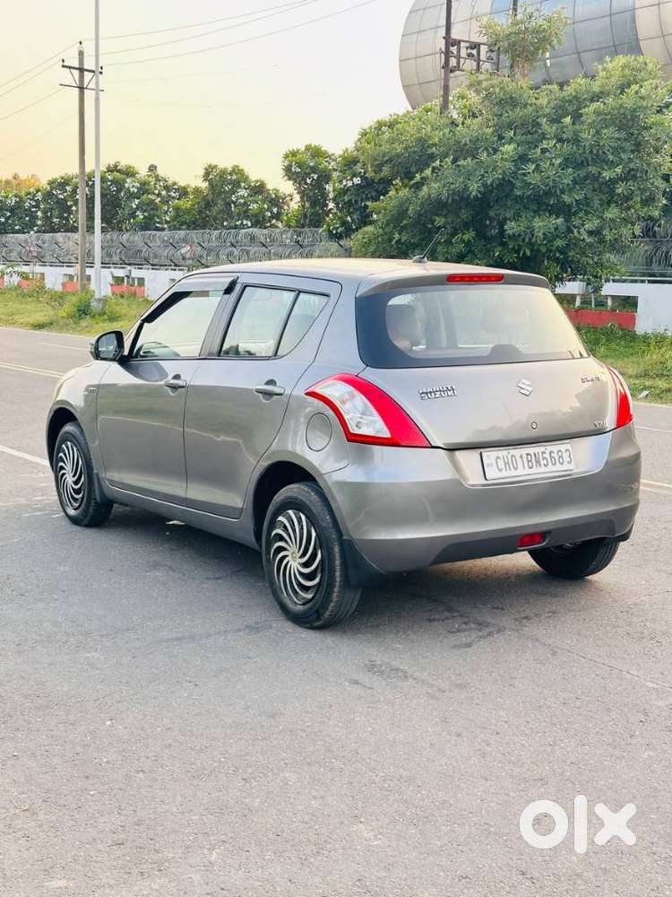 Maruti Suzuki Swift 1.2 Vxi (o), 2017, Petrol