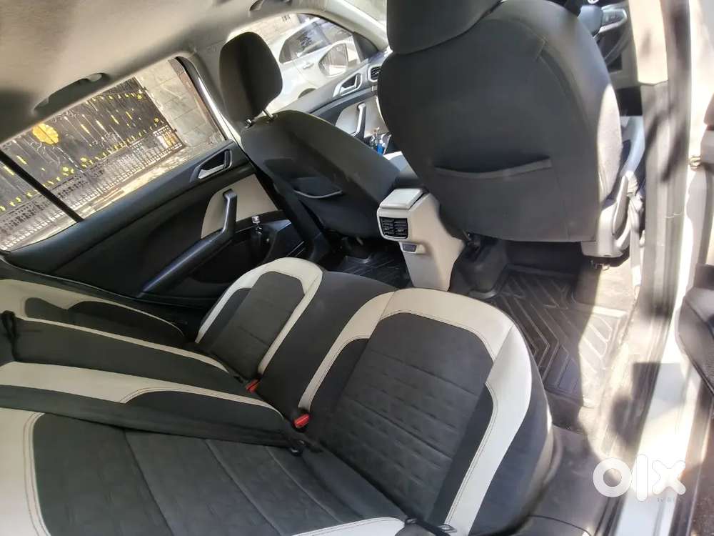 Volkswagen Taigun 2021 Petrol 90000 Km Driven