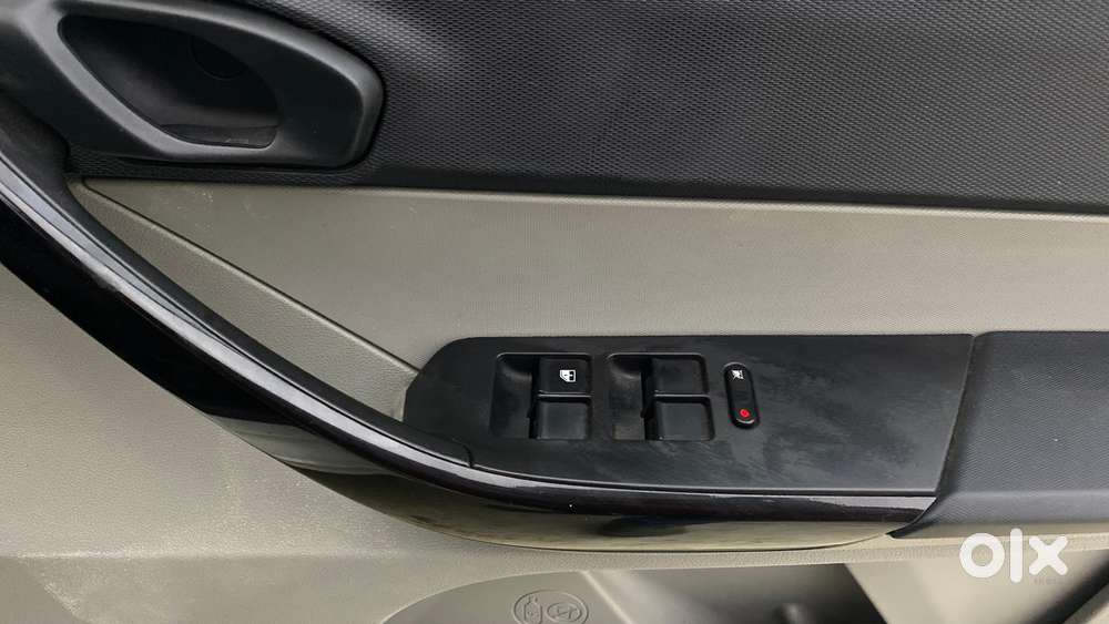 Tata Tiago 1.05 Revotorq Xt, 2018, Petrol