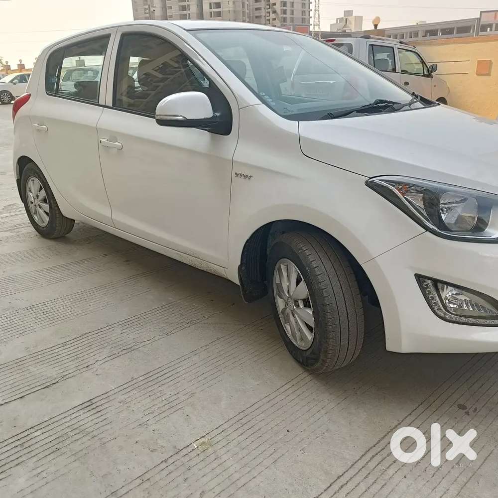 Hyundai I20 2014 Cng & Hybrids 73000 Km Driven