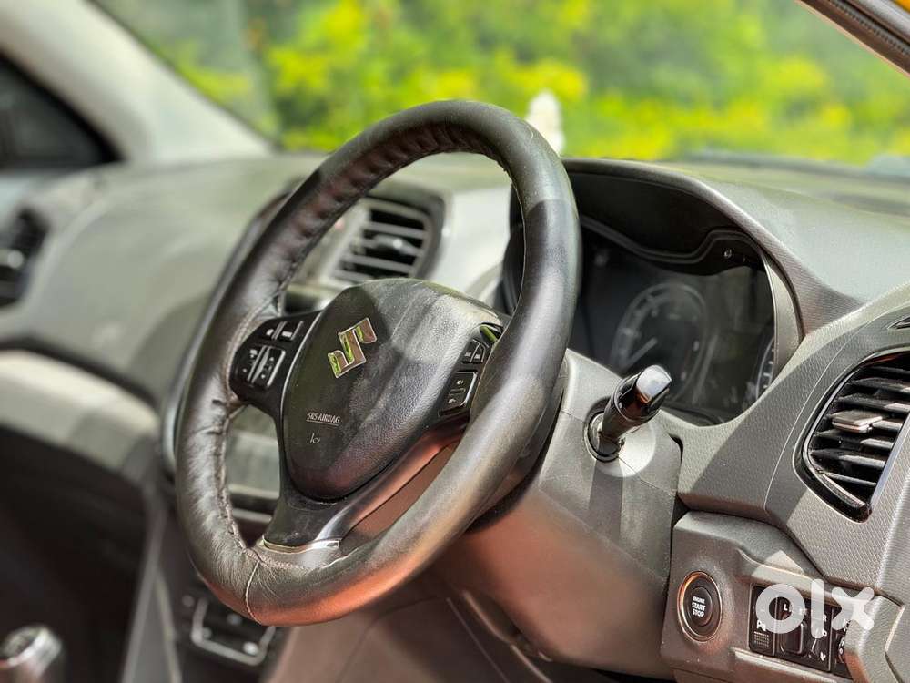 Maruti Suzuki Brezza Zdi+ Dual Tone, 2017, Diesel