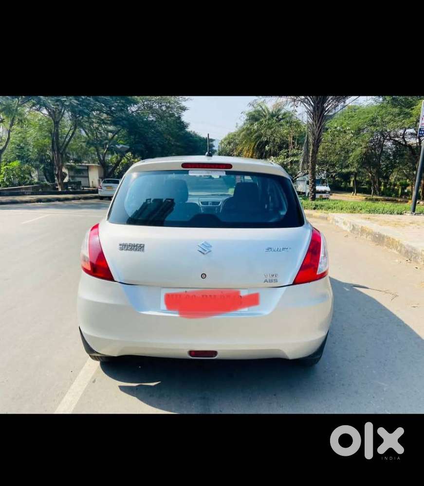 Maruti Suzuki Swift Vxi Optional, 2016, Petrol