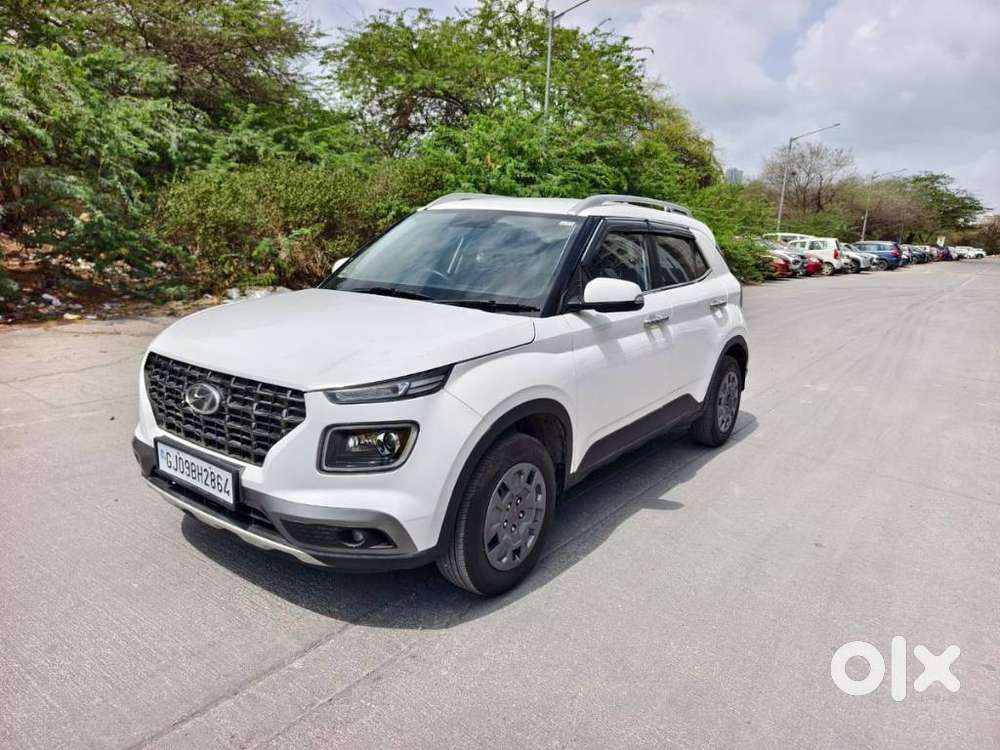 Hyundai Venue S Plus Mt 1.2 Kappa, 2020, Cng & Hybrids