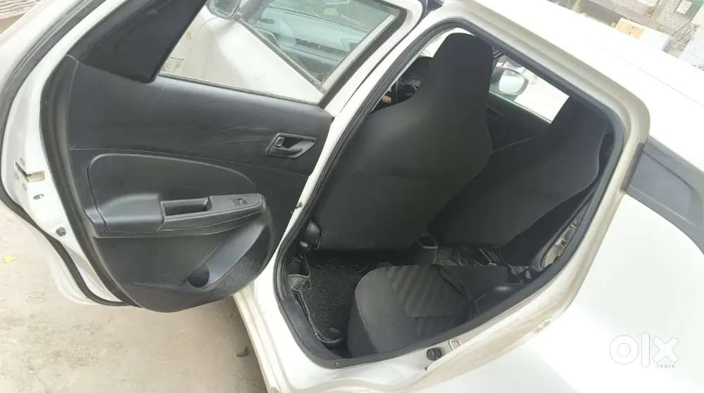 2022 Maruti Suzuki Swift Vxi Ags