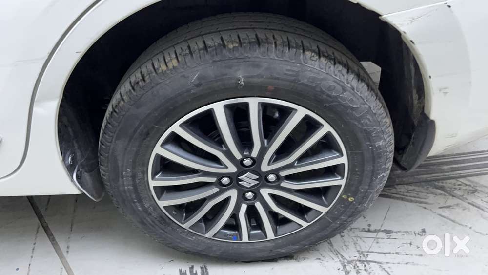 Maruti Suzuki Dzire Zxi Plus Ags, 2024, Petrol