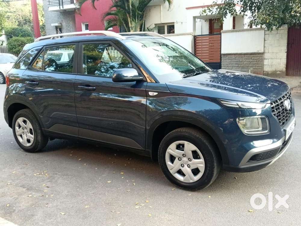 Hyundai Venue S Turbo, 2019, Petrol