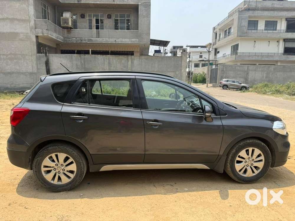 Maruti Suzuki S Cross 2015 Diesel Well Maintained