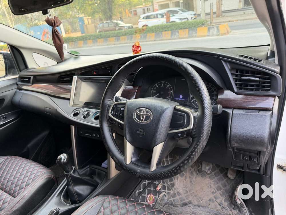 Toyota Innova Crysta 2.4 G Mt 8s, 2020, Petrol