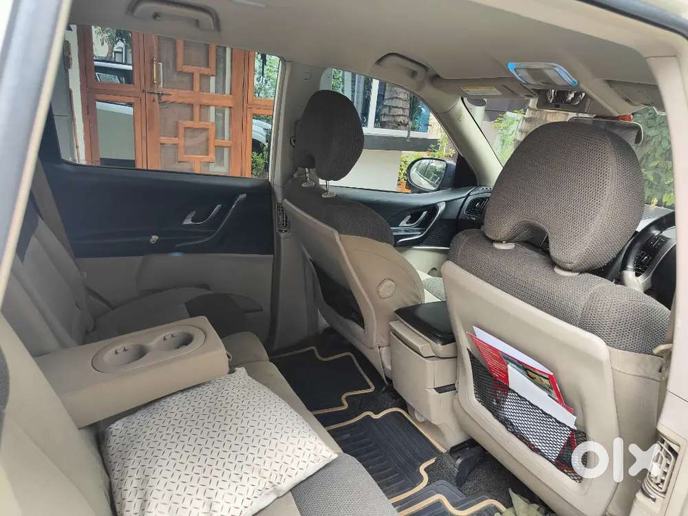Mahindra Xuv500 2017 Model