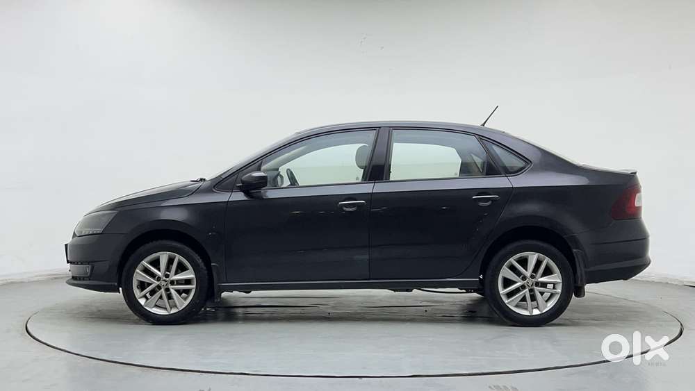 Skoda Rapid 1.6 Mpi At Style, 2018, Petrol