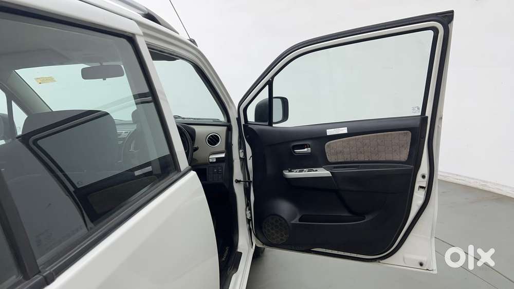 Maruti Suzuki Wagon R 1.0 Vxi Amt, 2015, Petrol