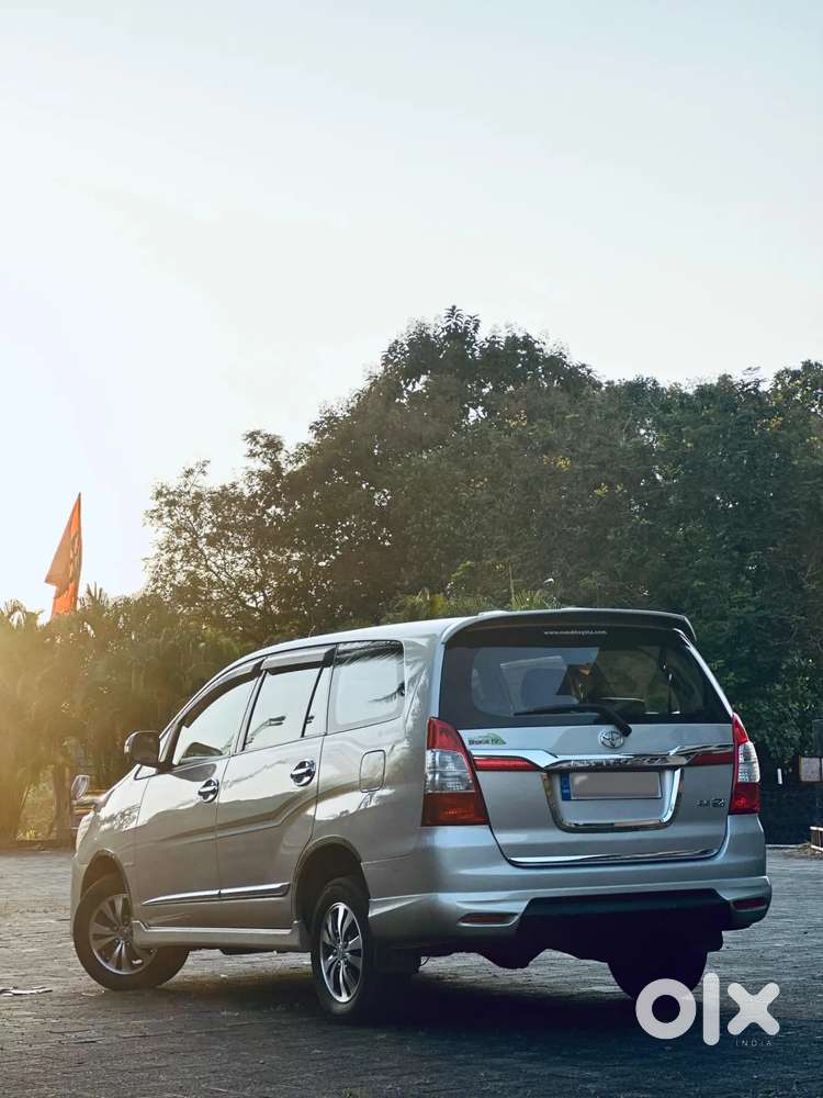 Toyota Innova, 2015