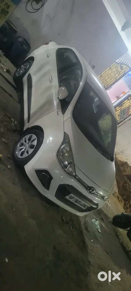 Hyundai Xcent 2015 Car