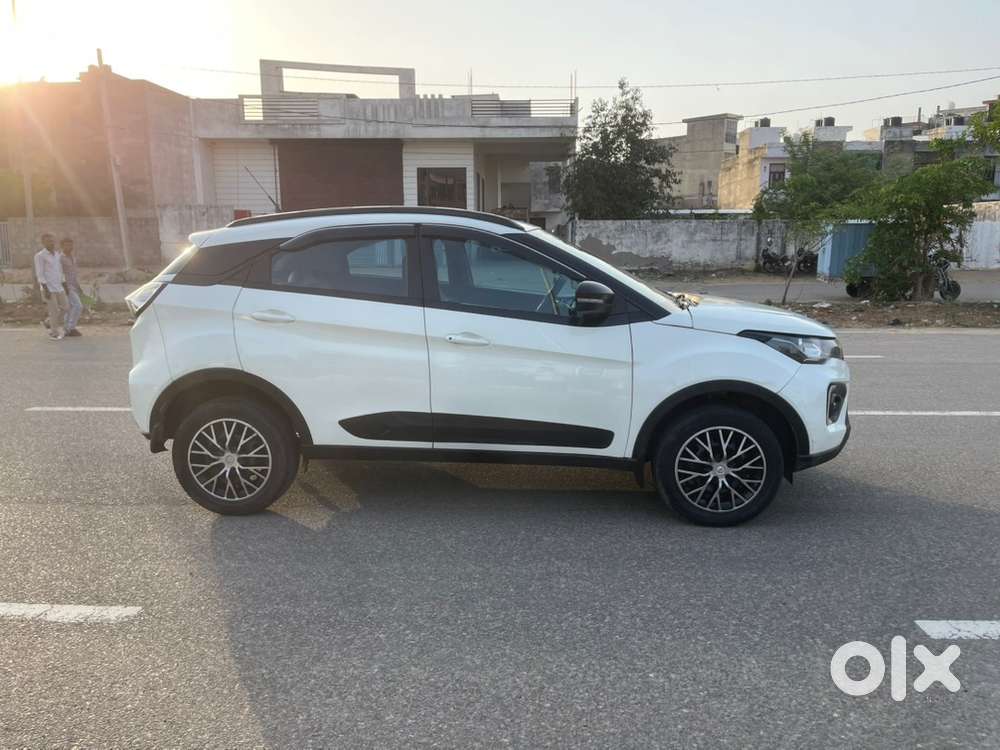 Tata Nexon Petrol 2023