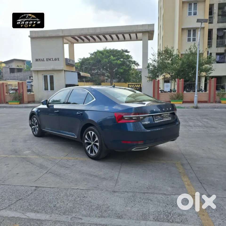 Skoda Superb 2.0 L&k Tsi At, 2022, Petrol