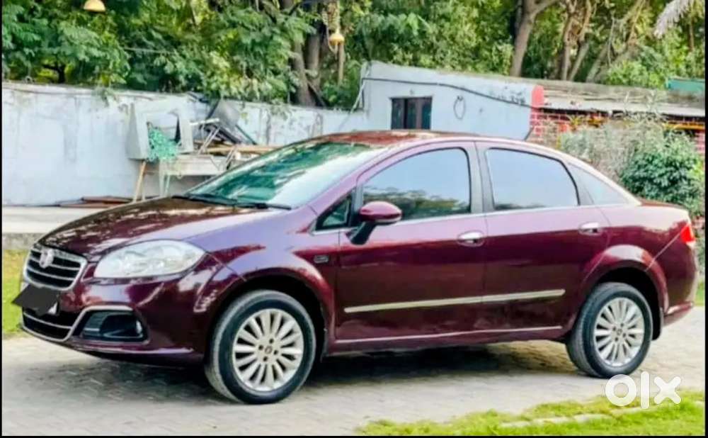 Fiat Linea Emotion 2015 Diesel