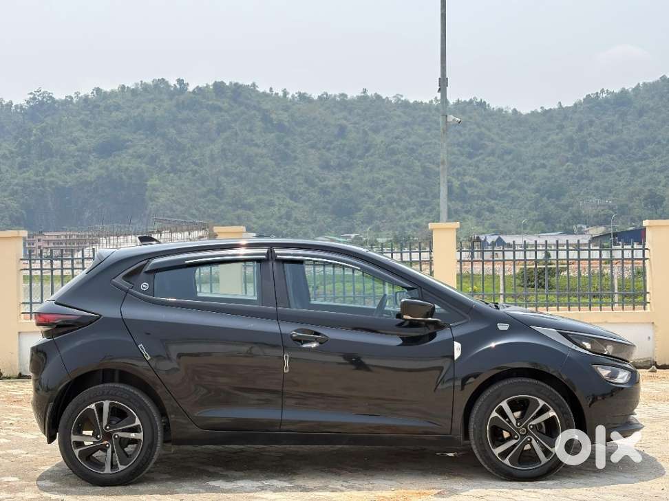Tata Altroz Xz, 2024, Petrol