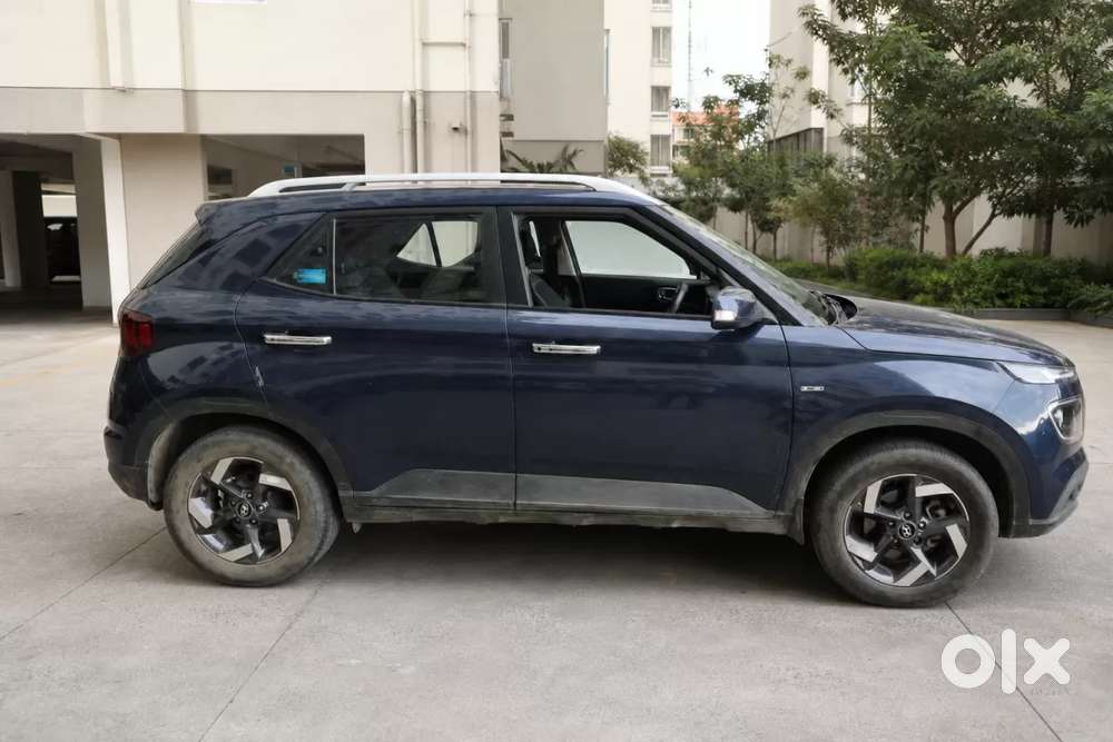 Hyundai Venue 1.0 Sx (o) Turbo Imt, 2022, Petrol