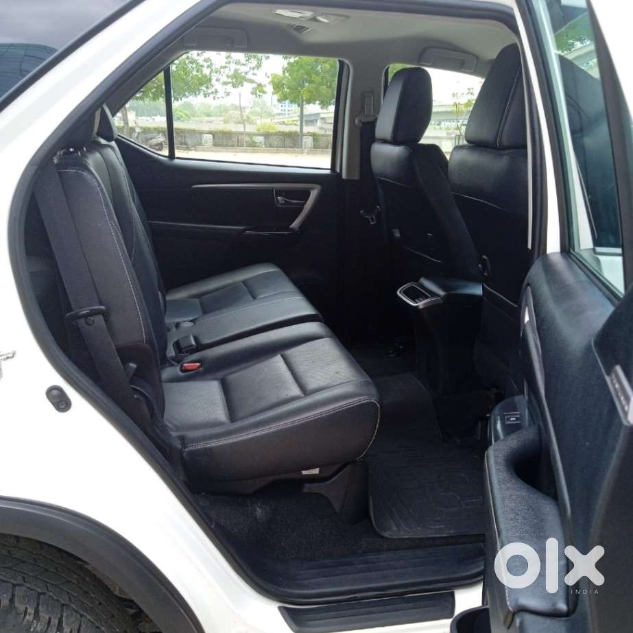 Toyota Fortuner 4x2 At 2.8 Diesel, 2023, Diesel