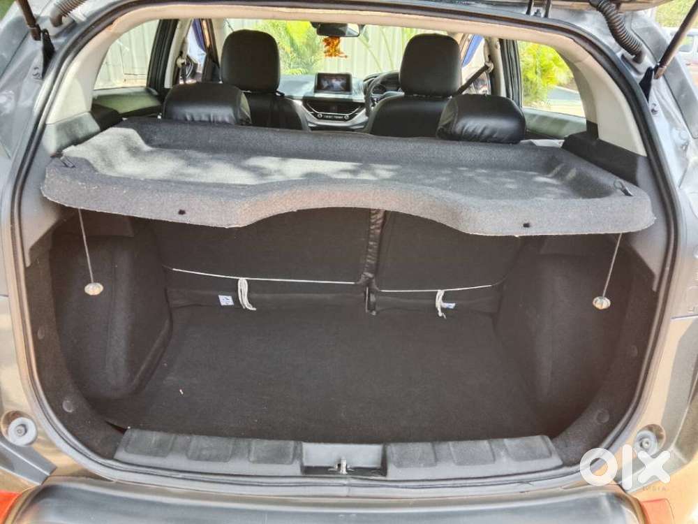 Tata Nexon 1.2 Revotron Xza Plus, 2018, Petrol