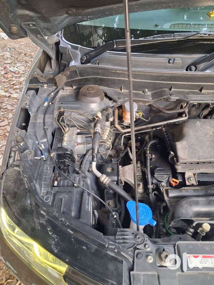 Maruti Suzuki Brezza 1.5 Zxi At Smart Hybrid, 2023, Petrol