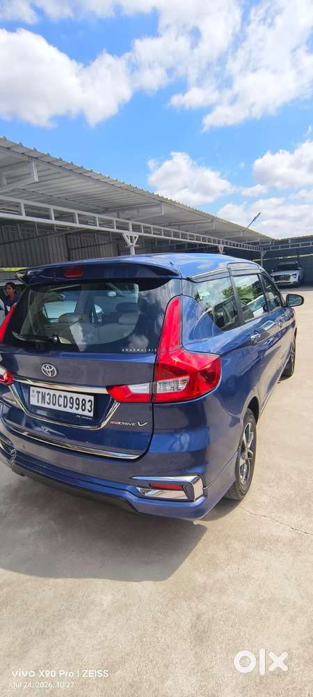 Toyota Rumion V Mt, 2023, Petrol