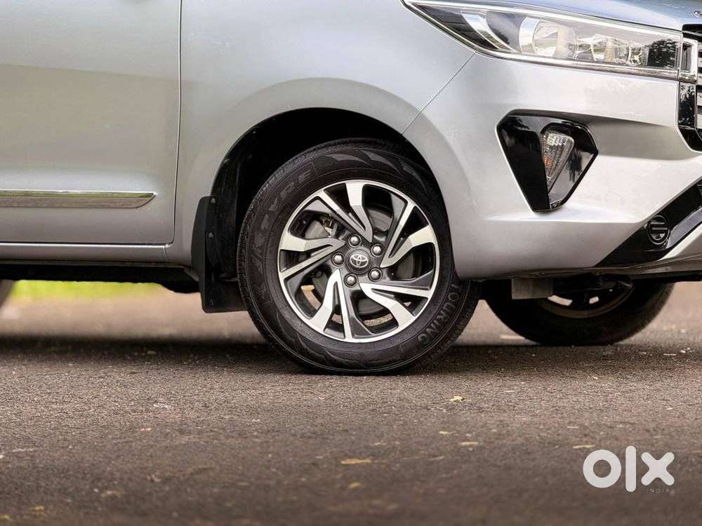 Toyota Innova Crysta 2.4 G Mt, 2022, Diesel