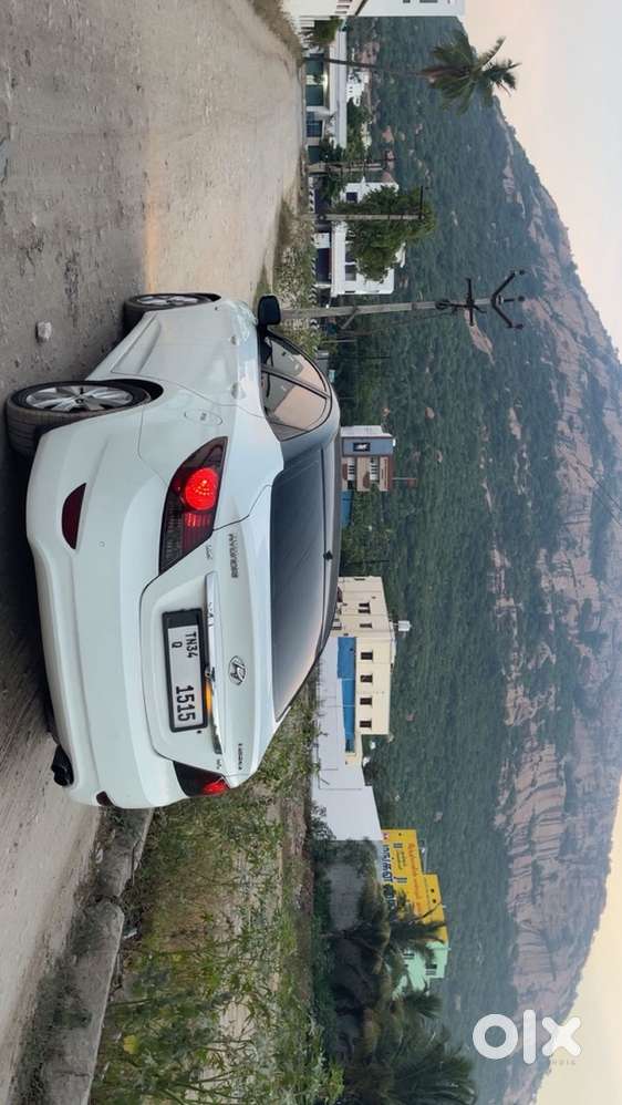 Hyundai Fluidic Verna 2013