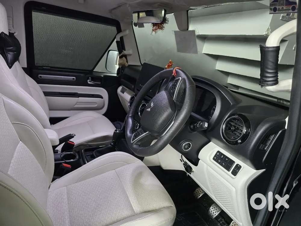 Mahindra Thar Roxx Petrol Manual 2025